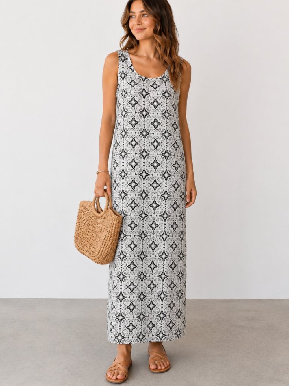 MUK LUKS Cloud Knit Pocket Maxi Dress Black White Tile Print Size M NWOT